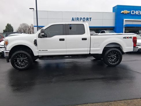 Used 2020 Ford F250 XLT image 2