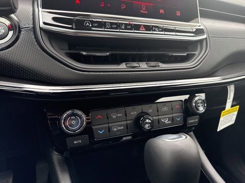 New 2026 Jeep Compass Limited image 27