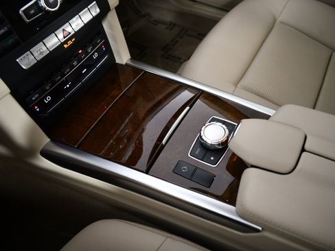 Used 2015 Mercedes-Benz E 250 E250 BLUETEC image 39