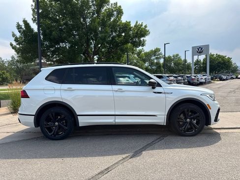 Certified 2023 Volkswagen Tiguan SE R-Line AWD/4WD image 6
