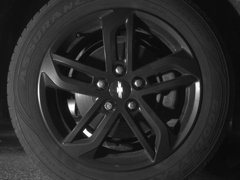 Used 2017 Chevrolet Equinox LT image 9