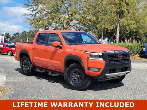 Used 2025 Nissan Frontier PRO-4X image 1