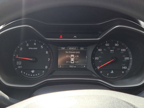 Used 2023 Chevrolet TrailBlazer LS image 24