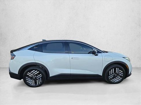 Used 2026 Nissan Leaf SV+ w/ Floor Mat Package (SV+) image 4