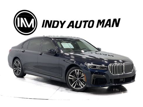 Used 2021 BMW 750i xDrive w/ Executive Package image 2