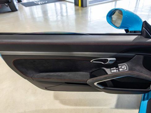 Used 2018 Porsche 911 GT3 RWD image 27