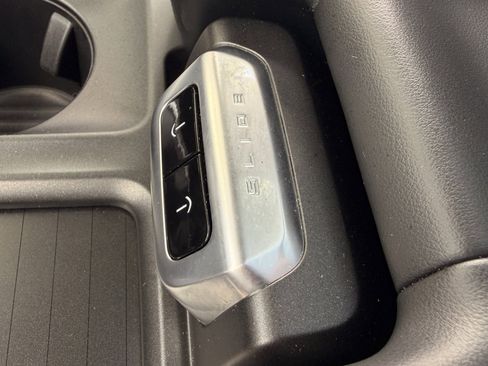 Used 2025 Ford Expedition Platinum AWD/4WD image 59