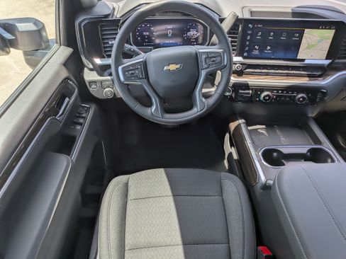 New 2026 Chevrolet Silverado 2500 LT w/ Safety Package AWD/4WD image 4