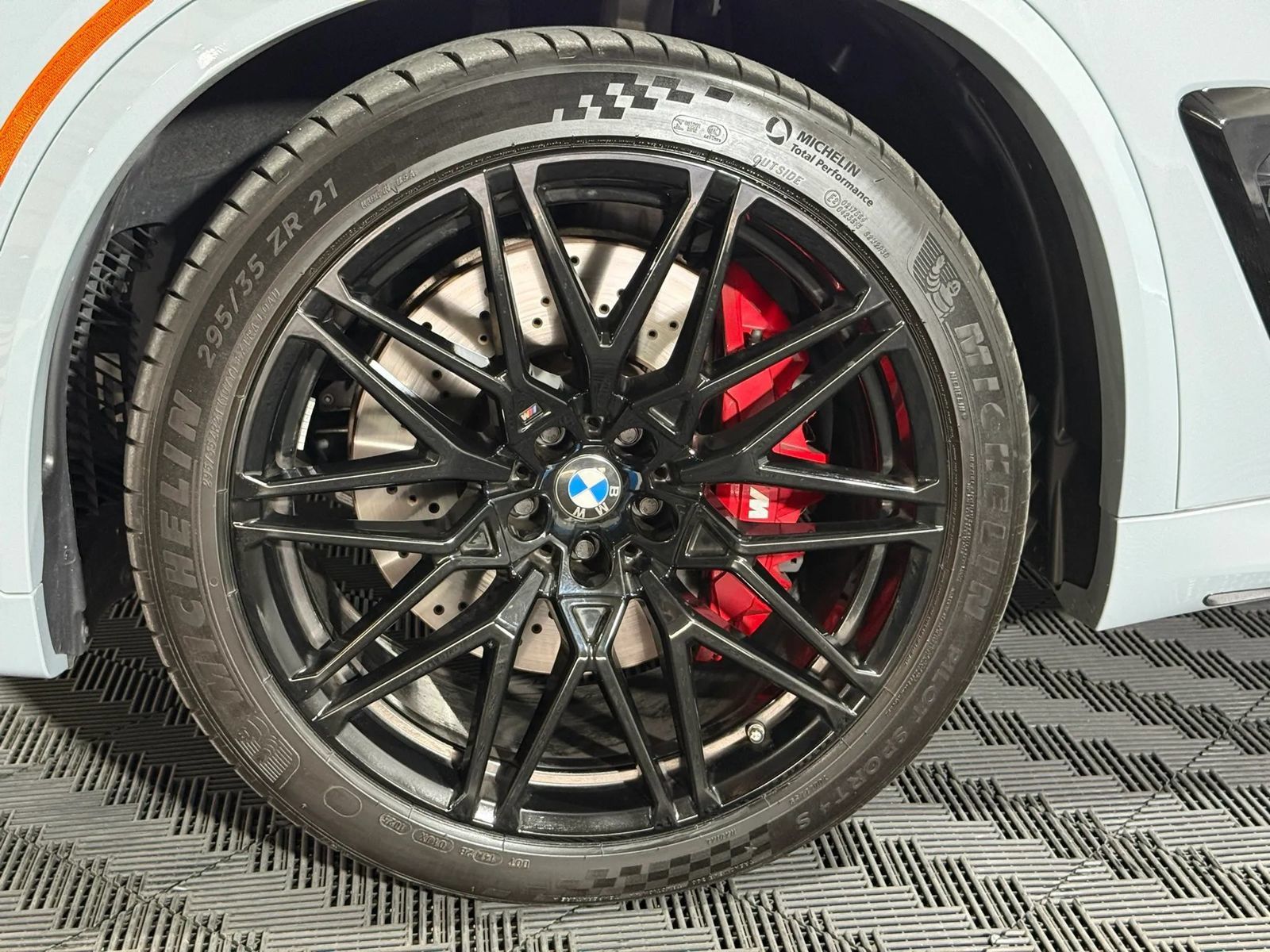 Used 2026 BMW X5 M Competition w/ Executive Package AWD/4WD image 19