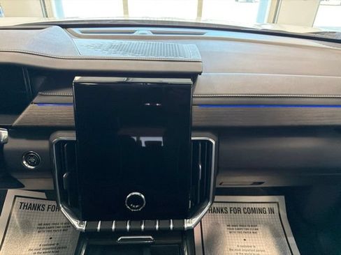 Used 2026 GMC Acadia Denali w/ Super Cruise Package AWD/4WD image 40