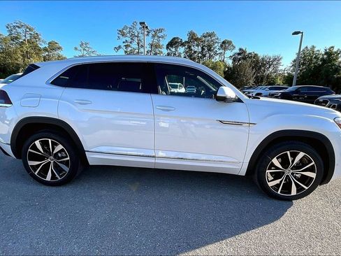 New 2026 Volkswagen Atlas Cross Sport SEL Premium R-Line AWD/4WD image 4