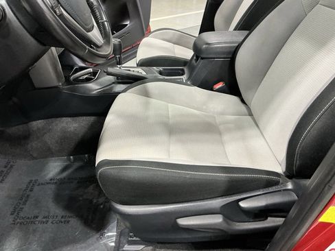 Used 2017 Toyota RAV4 XLE image 11