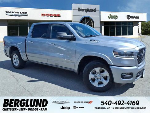 Used 2025 RAM 1500 Big Horn AWD/4WD image 1