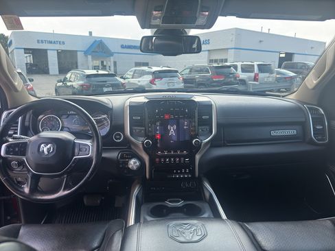 Used 2019 RAM 1500 Laramie AWD/4WD image 30