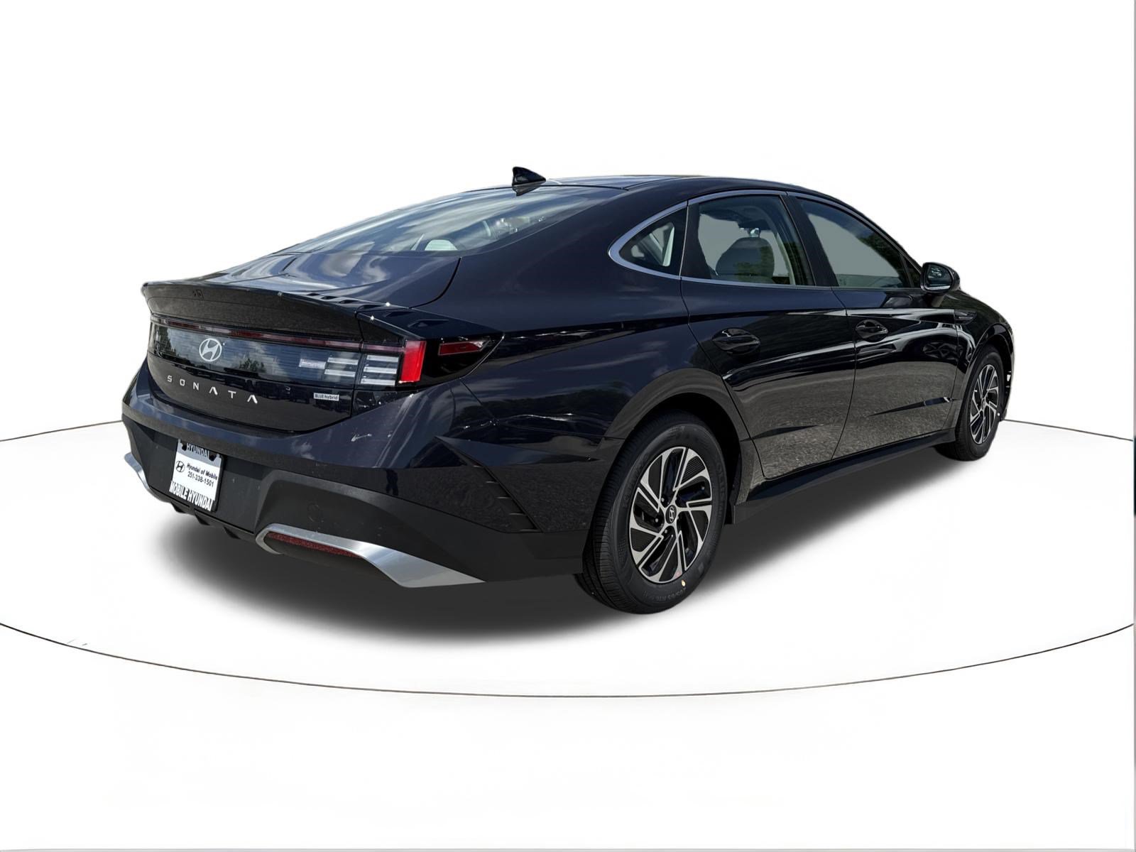 New 2026 Hyundai Sonata Blue FWD image 3