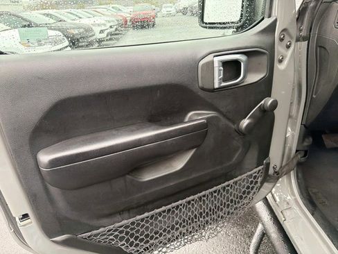 Used 2021 Jeep Wrangler Unlimited Sport image 25