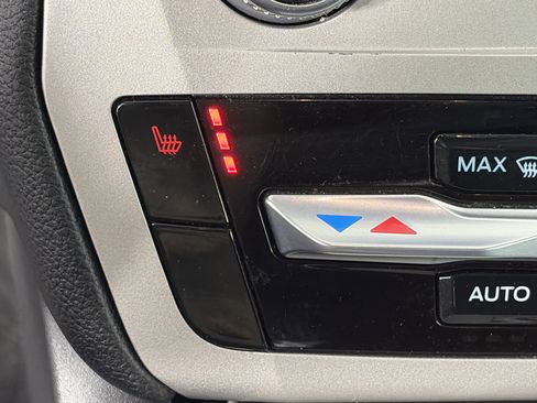 Used 2022 Ford Explorer XLT w/ Class IV Trailer Tow Package image 24