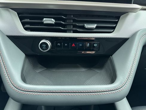 New 2026 Ford Explorer Active image 21