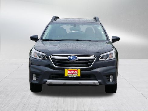 Used 2022 Subaru Outback Limited AWD/4WD image 2