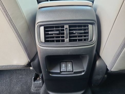 Used 2022 Honda CR-V EX-L image 16
