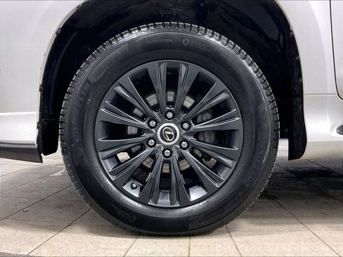 Used 2023 Lexus GX 460 Luxury w/ Sport Design Package image 7