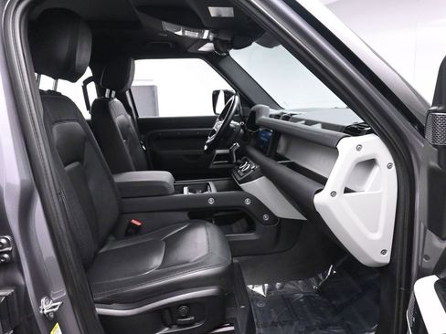 Used 2023 Land Rover Defender 110 X-Dynamic SE image 21