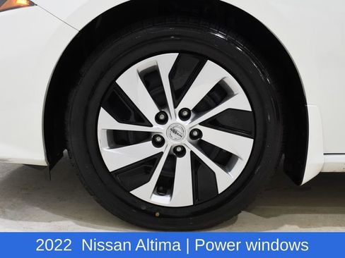 Used 2022 Nissan Altima 2.5 S image 6