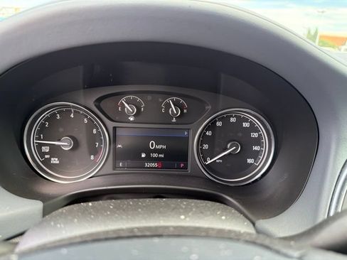 Used 2024 Buick Enclave Essence w/ Technology Package AWD/4WD image 11