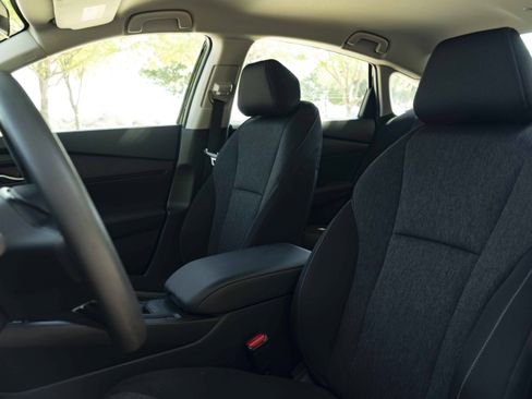 Used 2025 Honda Accord LX image 17