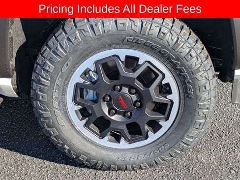 New 2026 Toyota 4Runner TRD Off-Road Premium AWD/4WD image 12