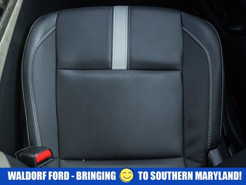 Used 2025 Toyota Camry SE image 31