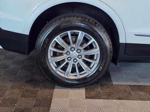 Used 2019 Cadillac XT5 Luxury AWD/4WD image 10