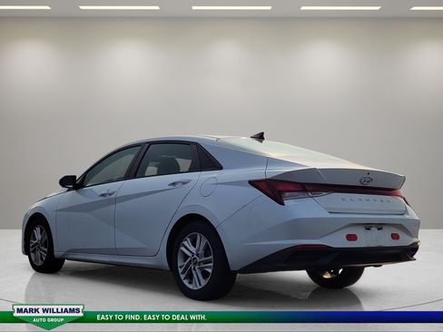 Used 2021 Hyundai Elantra SEL FWD image 6