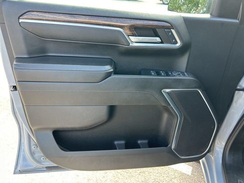 Used 2024 GMC Sierra 1500 SLE RWD image 18