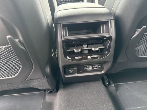 New 2025 Jeep Grand Cherokee 4WD image 21