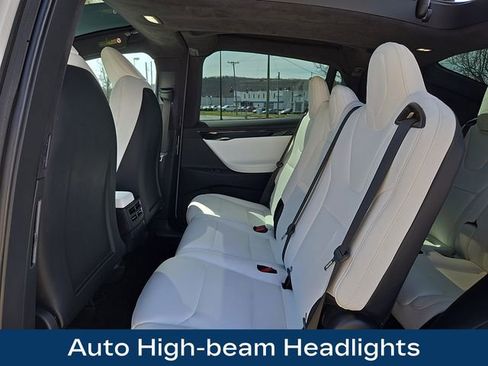 Used 2020 Tesla Model X Long Range image 18