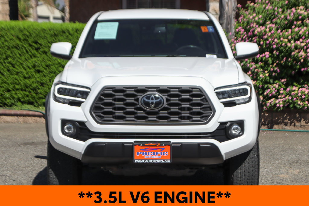 Used 2021 Toyota Tacoma TRD Off-Road w/ Technology Package AWD/4WD image 3
