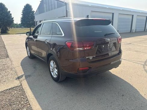 Used 2019 Kia Sorento FWD V6 w/ LX V6 Convenience Package image 8