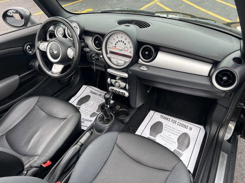 Used 2010 MINI Cooper Convertible FWD image 28