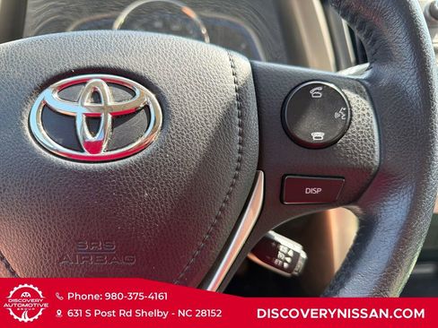 Used 2015 Toyota RAV4 Limited AWD/4WD image 22
