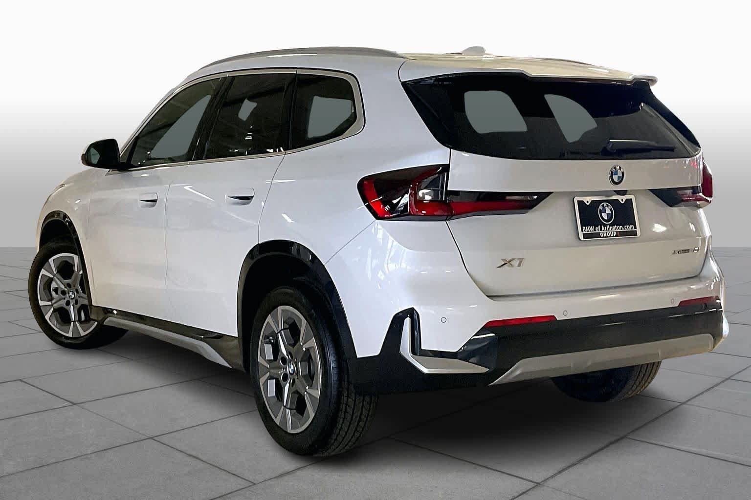 Used 2026 BMW X1 xDrive28i w/ Technology Package AWD/4WD image 12