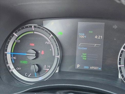 Used 2022 Toyota Highlander LE AWD/4WD image 13
