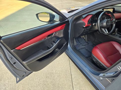 Used 2021 MAZDA MAZDA3 s AWD/4WD image 9