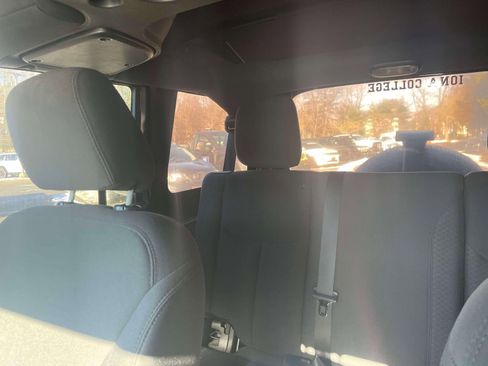 Used 2017 Jeep Wrangler Unlimited Sport w/ Quick Order Package 24S image 31