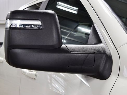 Used 2024 RAM 2500 Laramie w/ Night Edition image 17