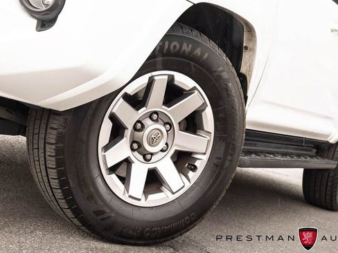 Used 2016 Toyota 4Runner Trail Premium AWD/4WD image 10