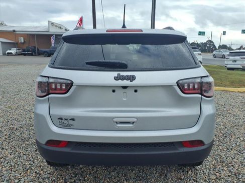 New 2026 Jeep Compass Latitude AWD/4WD image 2