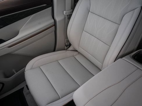 New 2026 Buick Enclave Avenir w/ Super Cruise Package AWD/4WD image 28