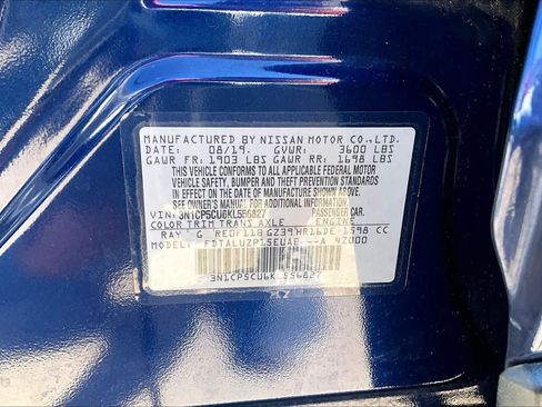 Used 2019 Nissan Kicks SR w/ SR Premium Package FWD image 30