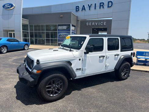 Used 2024 Jeep Wrangler Unlimited Sport AWD/4WD image 1